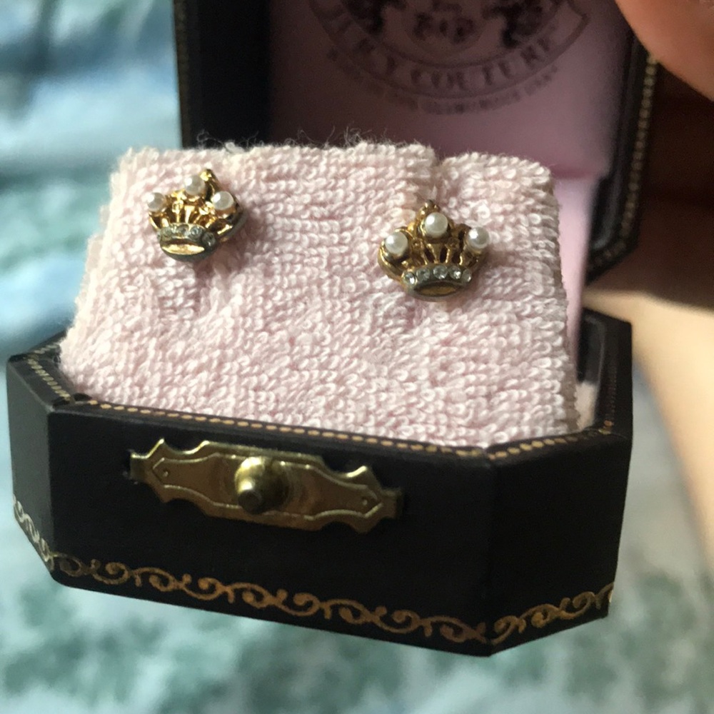 Juicy Couture Studs